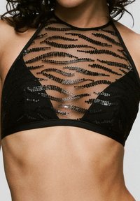 Бюстгальтер без косточек Бюстгальтер без косточек