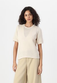 Футболка Футболка