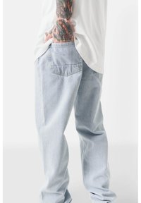 Прямые джинсы Прямые джинсы