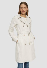 Тренч Тренч