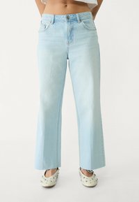 Джинсы Джинсы