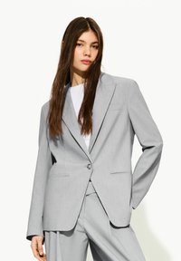 Длинный блейзер Длинный блейзер