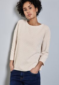 Майка с рукавом три четверти Майка с рукавом три четверти