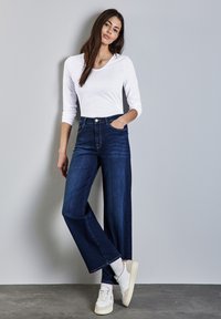 Майка Майка