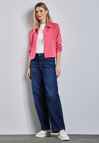 Кардиган Кардиган