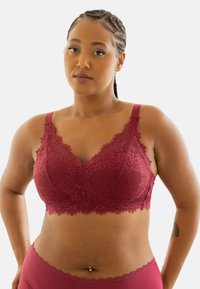 Бюстгальтер Бюстгальтер