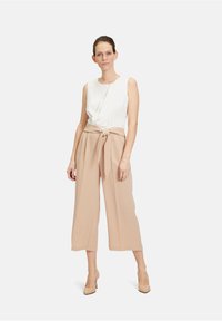 Комбинезон Комбинезон