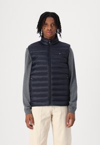 Жилет Жилет