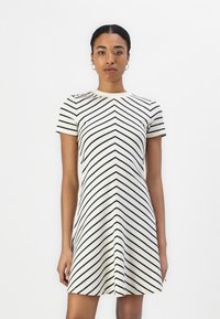 Летнее платье Летнее платье