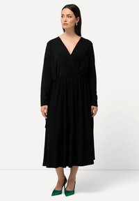 Летнее платье Летнее платье