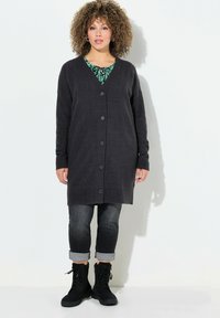 Длинный кардиган Длинный кардиган