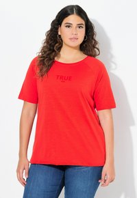 Футболка Футболка