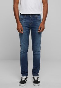 Узкие джинсы Узкие джинсы