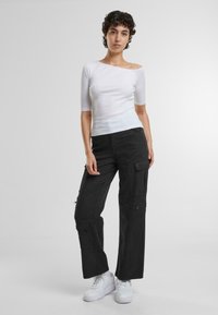 Футболка Футболка