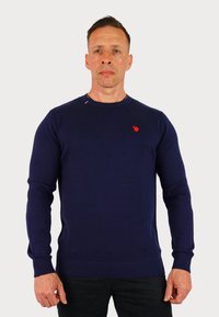 Пуловер Пуловер