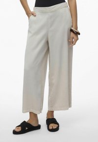 Широкие брюки Широкие брюки