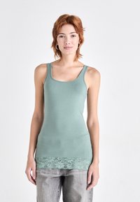 Длинный топ Длинный топ