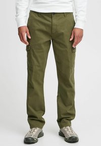 Брюки с накладными карманами Брюки с накладными карманами