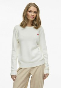 Пуловер Пуловер