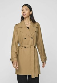 Тренч Тренч