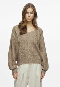 Пуловер Пуловер