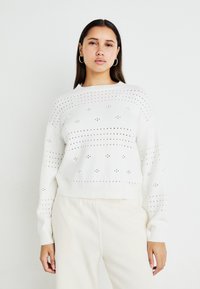 Пуловер Пуловер