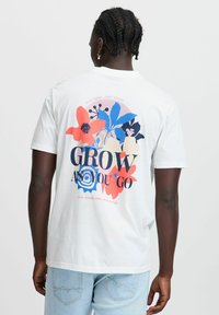 Футболка Футболка