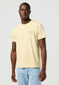 Футболка Футболка