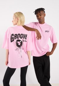 Футболка Футболка