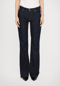 Джинсы Джинсы