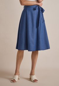 Джинсовая юбка Джинсовая юбка