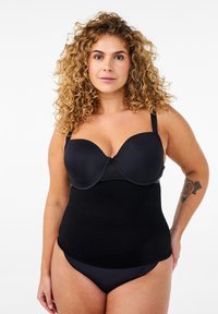 Топ на бретельках Топ на бретельках