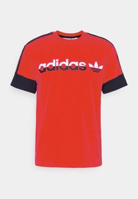 Футболка Футболка