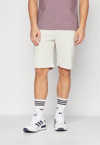 Шорты Шорты