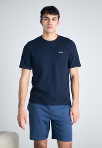 Футболка Футболка