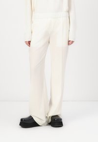 Брюки Брюки