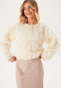 Блейзер Блейзер