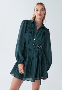 Блузка-платье Блузка-платье