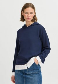 Пуловер Пуловер