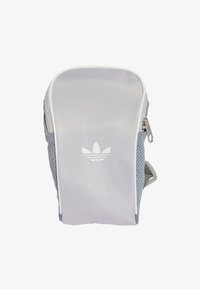 Сумка на пояс Сумка на пояс