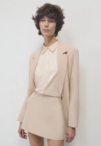 Мини-юбка Мини-юбка