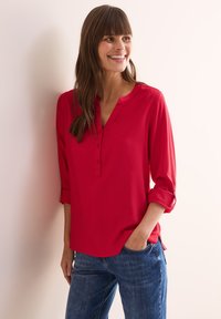 Блузка Блузка