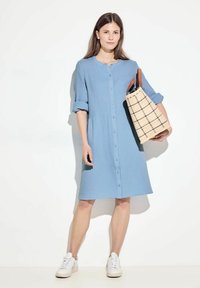 Платье Платье