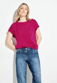 Футболка Футболка