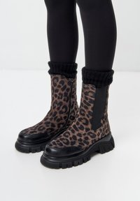 Ботинки Ботинки