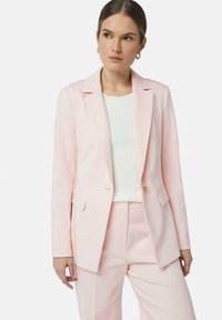 Блейзер Блейзер