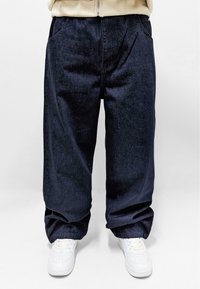 Прямые джинсы Прямые джинсы