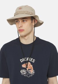 Шляпа Шляпа