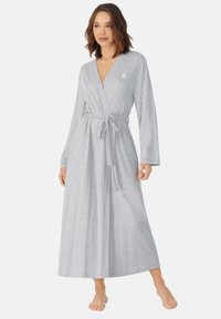 Халат Халат