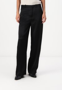 Брюки Брюки